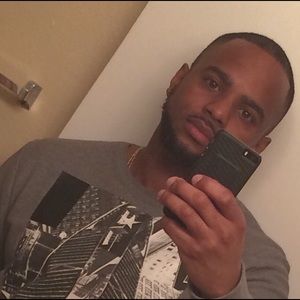 Meet your Posher, Levar